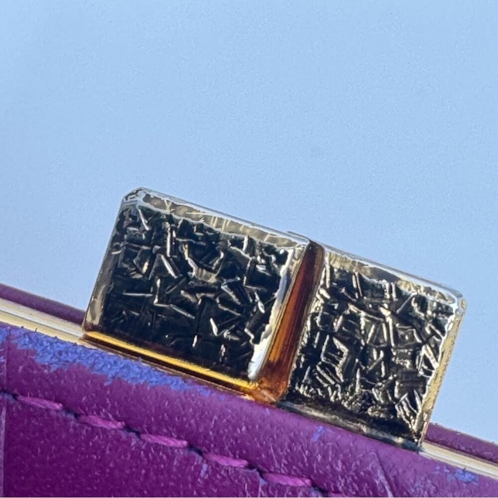 Yves Saint Laurent Purple Small Women's Wallet with decorative kiss lock snap - Picture 4 of 11